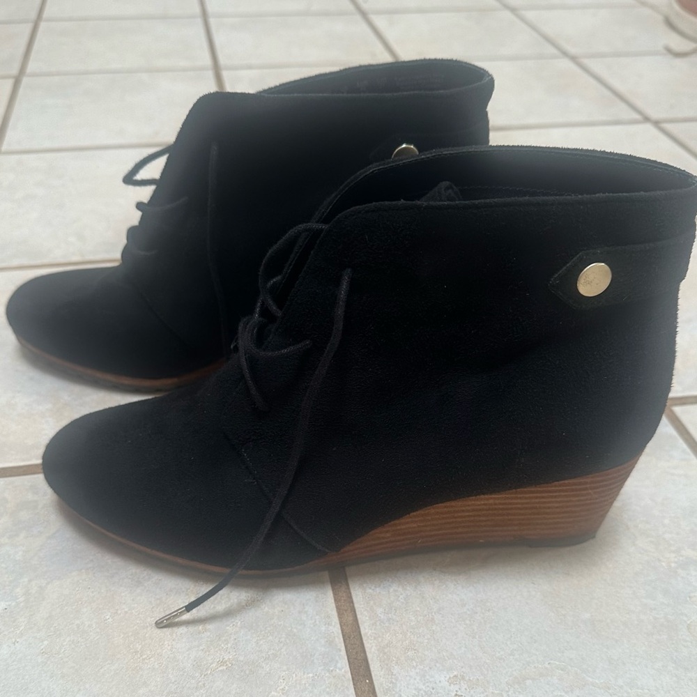 Dr. Scholl's Black Ankle Booties with Brown Wedge